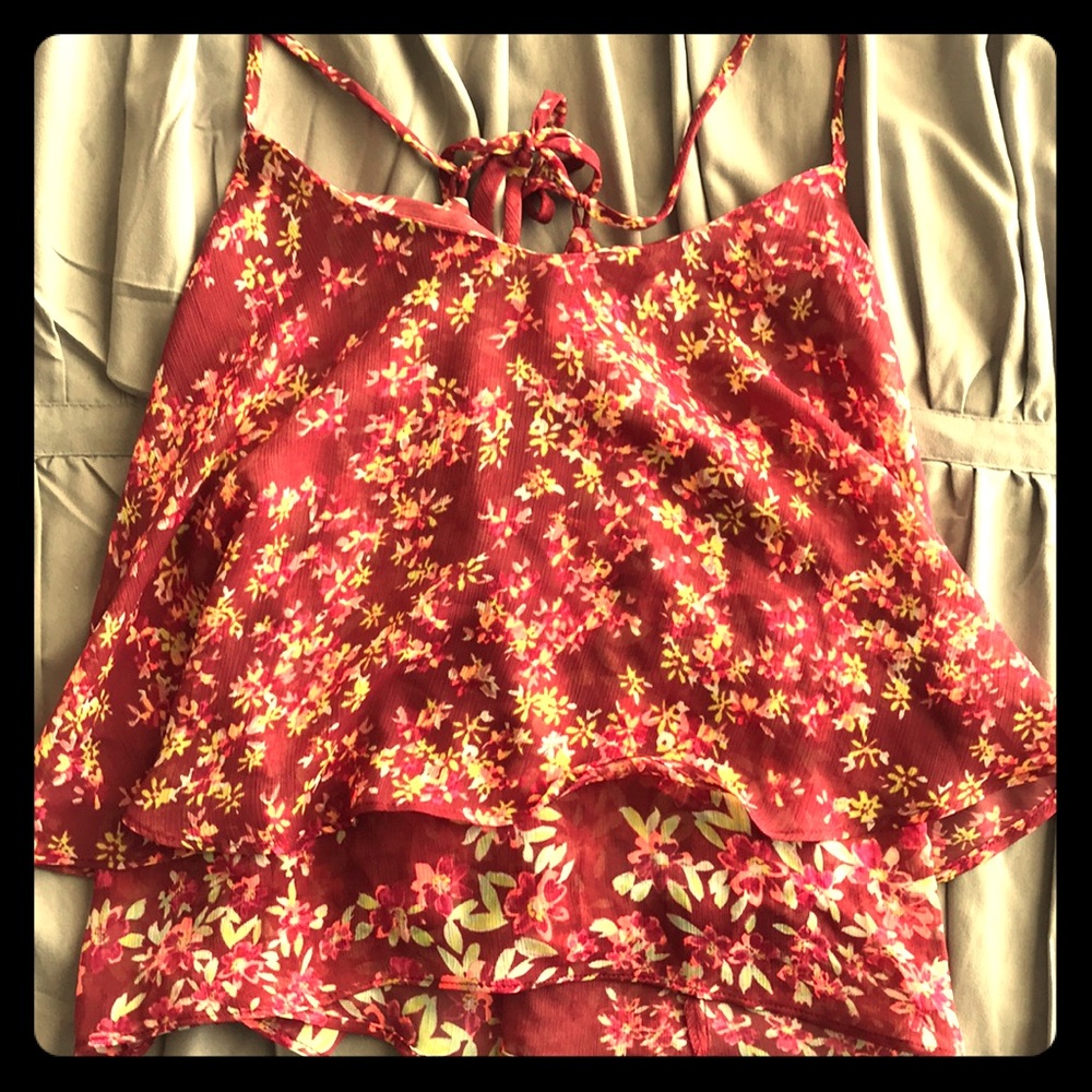 Flowy tank